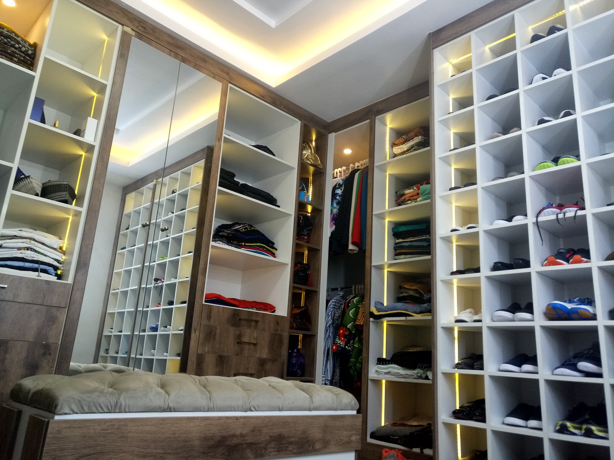 Luxury Walk Through Closet
