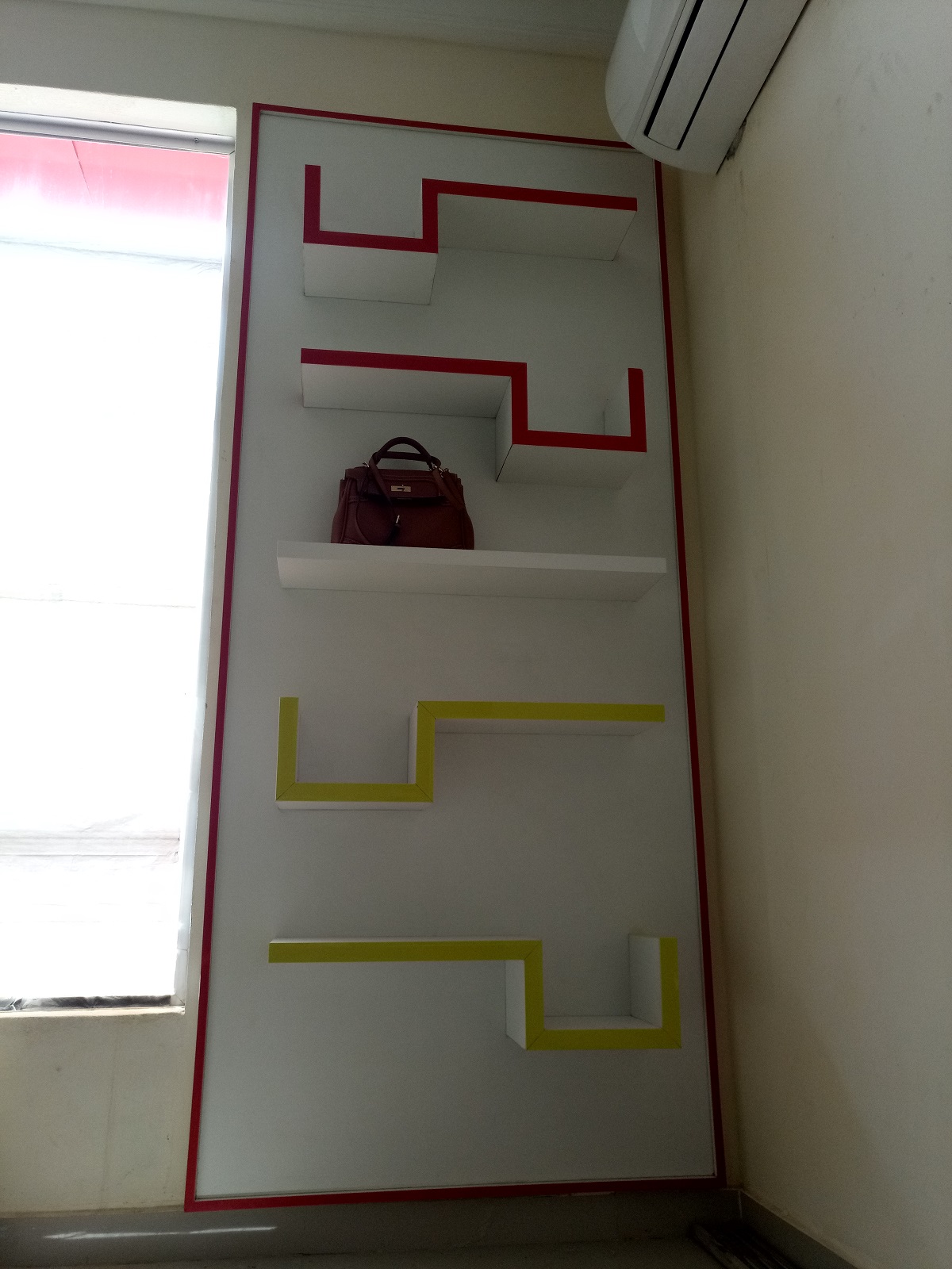 Creative Minimalist Display Shelf