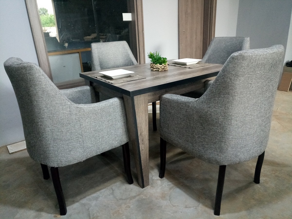 Executive Dinning Set